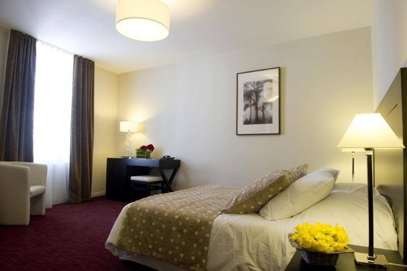 Hotel Burgevin Sully-sur-Loire Luaran gambar